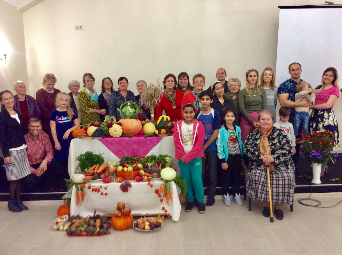 Какие плоды можно увидеть в жизни верующего человека: адвентисты Железногорска отметили праздник урожая