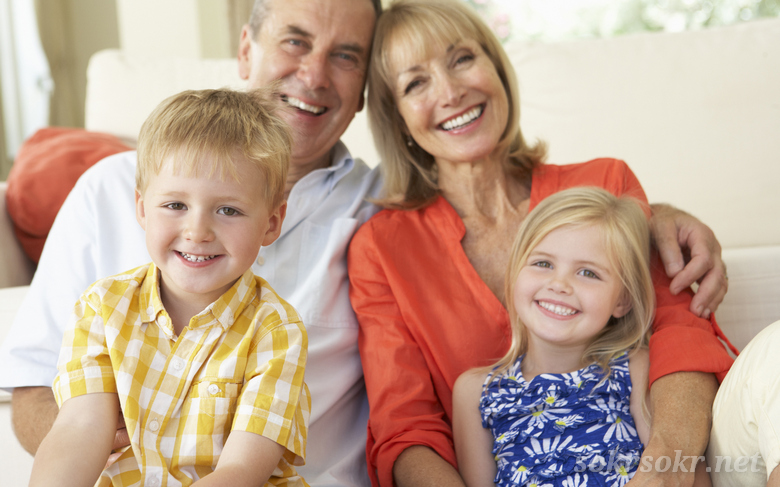 Искусство быть бабушками и дедушками