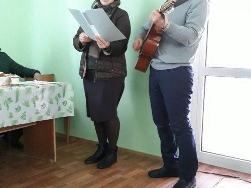 О значении праздника Пасхи рассказывала молодежь на улицах г.Криуляны