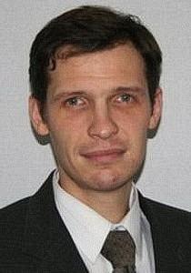 Как можно понять мир глухих? Интервью с Юрием Сухановым