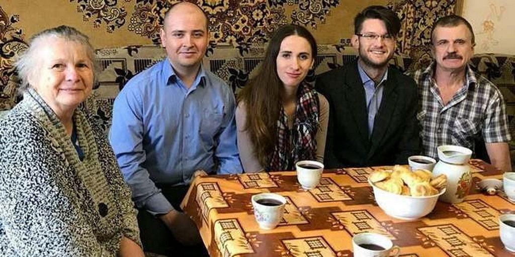 По традиции община города Энергодара в дни Рождественских праздников позаботилась о детях и пожилых людях