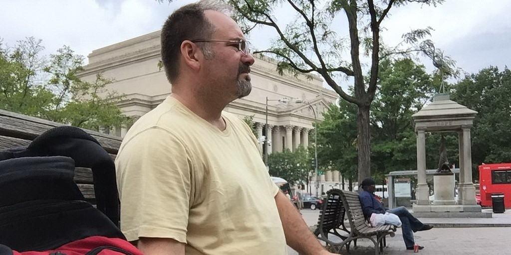 «Не найдется ли у вас немного мелочи?»