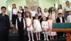 (Română) Ultimul sunet al clopoțelului pentru cursanții „Sola Scriptura” din Colibaș.