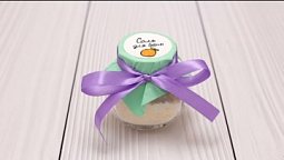 Сделай подарок в банке своими руками